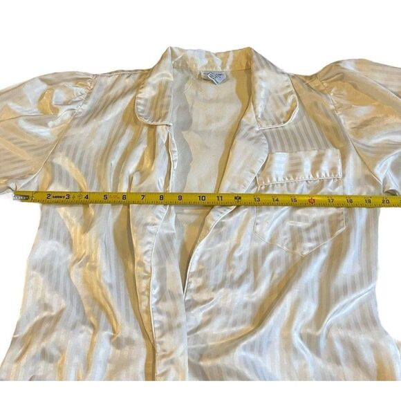 Long Robe House Coat Dressing Gown It’s A Charm Vintage White Bathrobe Small - Picture 4 of 7